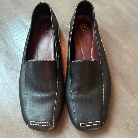 Aerosole A2 black, square toe leather flats. - Picture 4 of 6